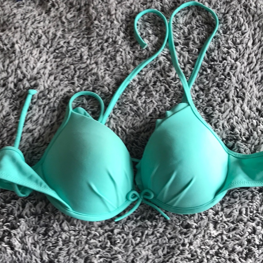 Bikini top